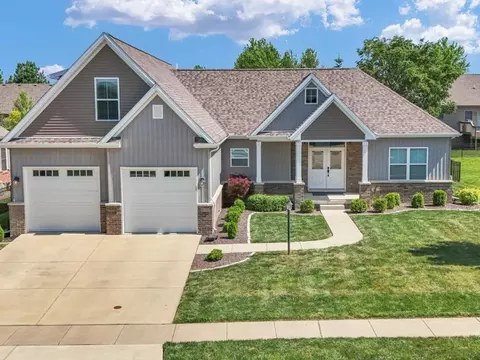 1606 Kassen Ave, Mahomet, IL 61853