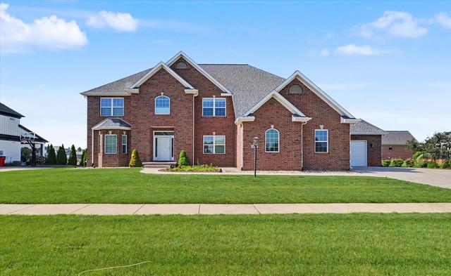 609 Carrera Dr, Savoy, IL 61874