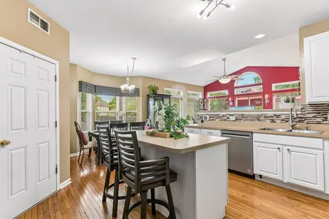 Kitchen - 4608 Joyce Ln, Mchenry, IL 60050 photo 3 of 3
