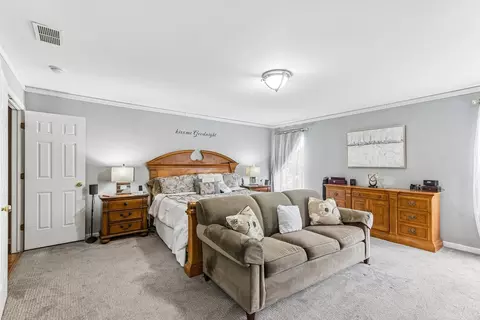 Bedroom - 4608 Joyce Ln, Mchenry, IL 60050 photo 5 of 6