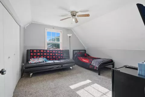 Bedroom - 1841 36th St, Moline, IL 61265 photo 3 of 3