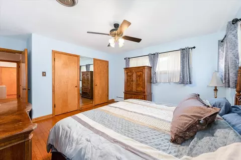 Bedroom - 418 End Ave, Hillside, IL 60162 photo 2 of 6