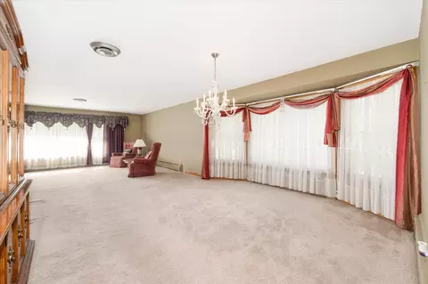 Living - 418 End Ave, Hillside, IL 60162 photo 4 of 5