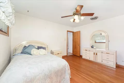 Bedroom - 418 End Ave, Hillside, IL 60162 photo 6 of 6