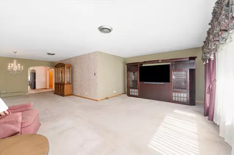 Living - 418 End Ave, Hillside, IL 60162 photo 3 of 5