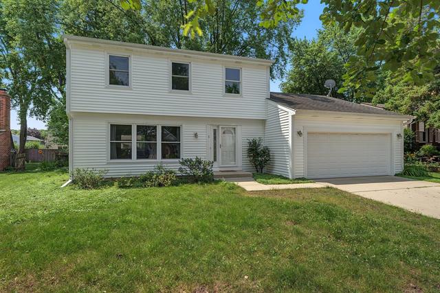 5 Keswick Ln, Vernon Hills, IL 60061