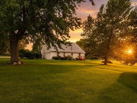 13659 N 350th Ave, Mcnabb, IL 61335