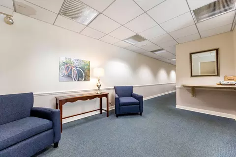 Entry Way - 415 Franklin Ave #2C, River Forest, IL 60305 photo 1 of 2