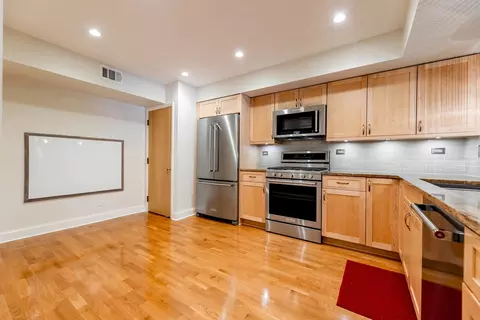 Kitchen - 415 Franklin Ave #2C, River Forest, IL 60305 photo 2 of 3