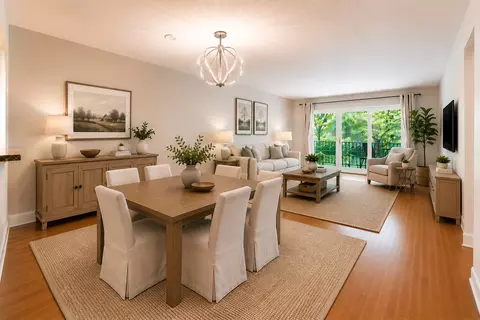 Dining - 415 Franklin Ave #2C, River Forest, IL 60305 photo 1 of 2