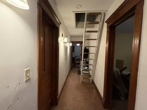 Entry Way - 310 Park Ave, Prophetstown, IL 61277 photo 4 of 5