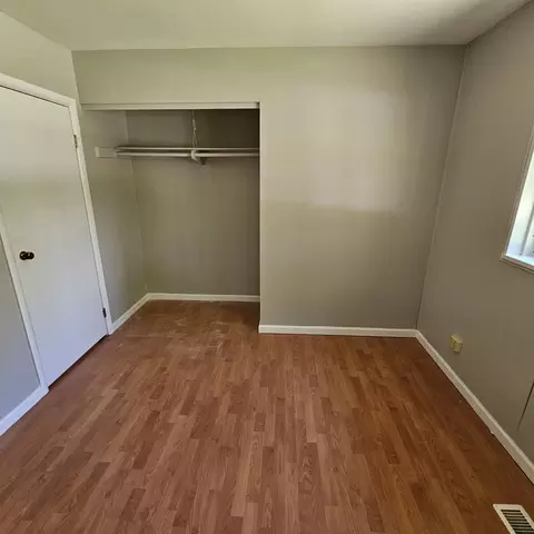 Bedroom - 485 Washington Blvd, Hoffman Estates, IL 60169 photo 2 of 6
