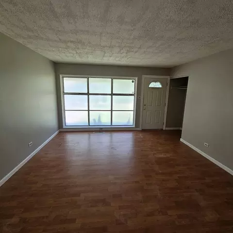 Living - 485 Washington Blvd, Hoffman Estates, IL 60169 photo 1 of 3
