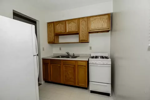 Kitchen - 215 Lindell, Normal, IL 61761 photo 1 of 3