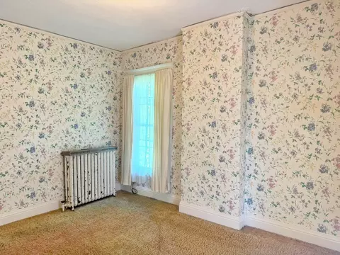 Bedroom - 310 E 3rd St, Metropolis, IL 62960 photo 5 of 6