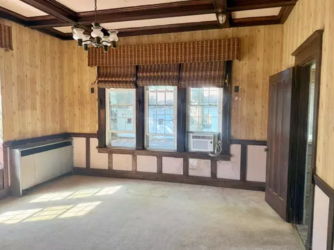 Living - 310 E 3rd St, Metropolis, IL 62960 photo 3 of 3