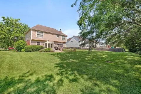Exterior - 529 E Hunter Ln, Minooka, IL 60447 photo 6 of 8