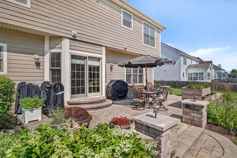 Exterior - 529 E Hunter Ln, Minooka, IL 60447 photo 5 of 8