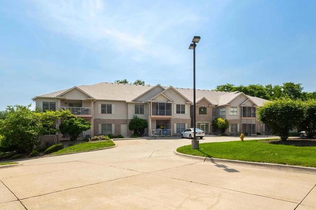 1237 Kimberly Rd #1237, Bettendorf, IA 52722