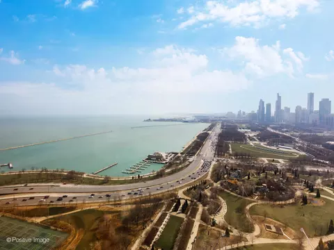 View/Area - 360 E Randolph St #3902, Chicago, IL 60601 photo 2 of 3