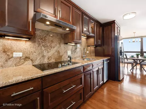 Kitchen - 360 E Randolph St #3902, Chicago, IL 60601 photo 1 of 4