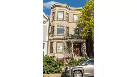 3423 N Seminary St, Chicago, IL 60657