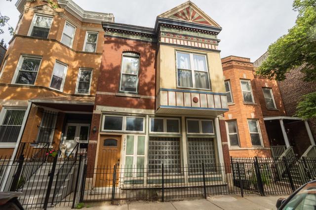 2007 N Oakley Ave, Chicago, IL 60647