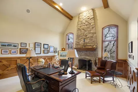 33 W551 Hub Rd, Wayne, IL 60184 photo 7
