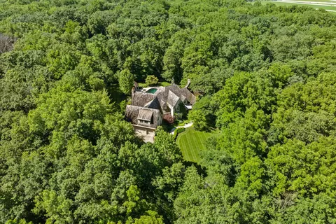 33 W551 Hub Rd, Wayne, IL 60184 photo 4