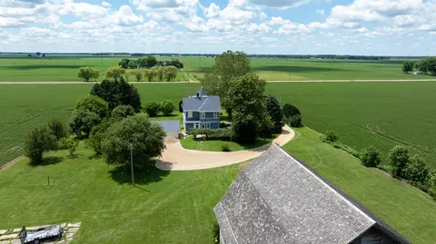 972 Hamilton Rd, Rock Falls, IL 61071