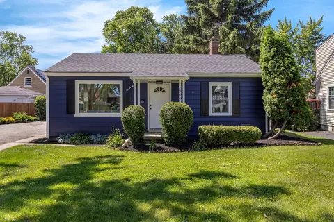 1909 Central Rd, Glenview, IL 60025