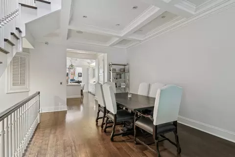 Dining - 111 E Bellevue Pl, Chicago, IL 60611 photo 2 of 3