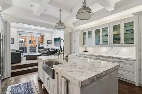 Kitchen - 111 E Bellevue Pl, Chicago, IL 60611 photo 1 of 4