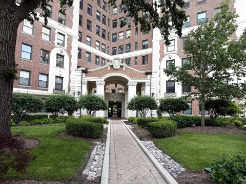 5555 S Everett Ave #A10, Chicago, IL 60637