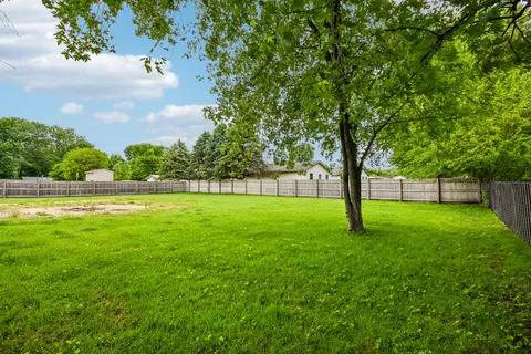 Exterior - 197 E Cermak Rd, Braidwood, IL 60408 photo 4 of 7