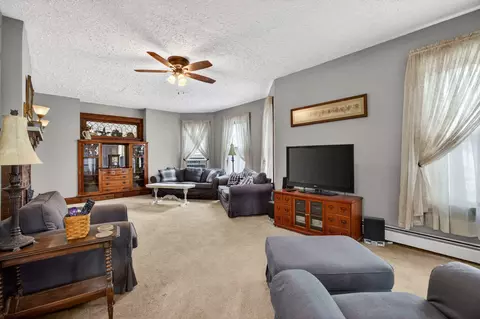 1587 34th Ave, Moline, IL 61265 photo 4