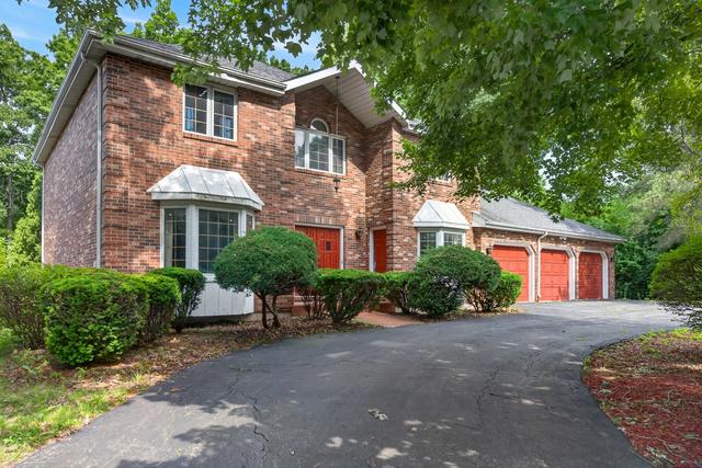 570 N Ellsworth Ave, Addison, IL 60101