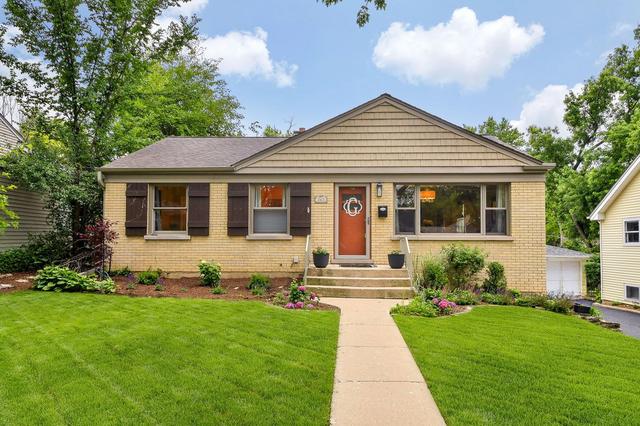 263 Hillside Ave, Glen Ellyn, IL 60137