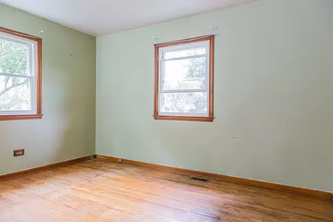 204 N Elroy Ave, Bartlett, IL 60103 photo 8