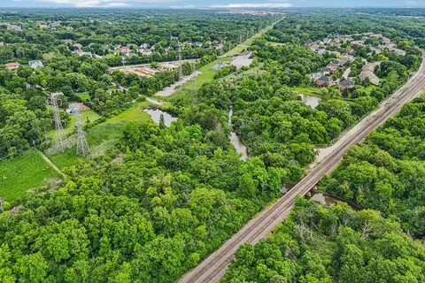 10 S540 County Line Rd, Willowbrook, IL 60527