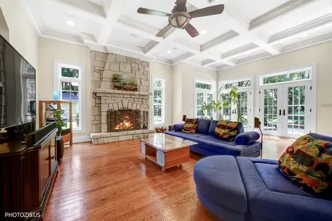 Living - 2895 Keystone Rd, Northbrook, IL 60062 photo 4 of 6