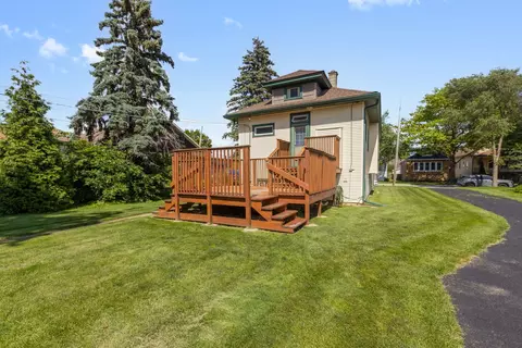 Exterior - 4030 Vernon Ave, Brookfield, IL 60513 photo 3 of 4
