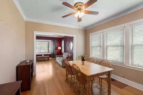 Dining - 4030 Vernon Ave, Brookfield, IL 60513 photo 1 of 2