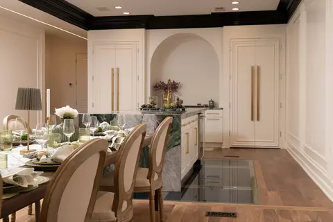 Dining - 22 Elm St, Chicago, IL 60611 photo 7 of 13