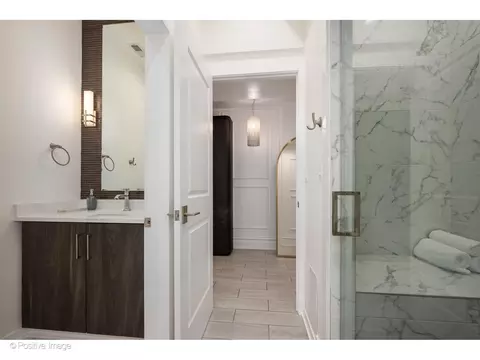 Bath - 22 Elm St, Chicago, IL 60611 photo 9 of 12