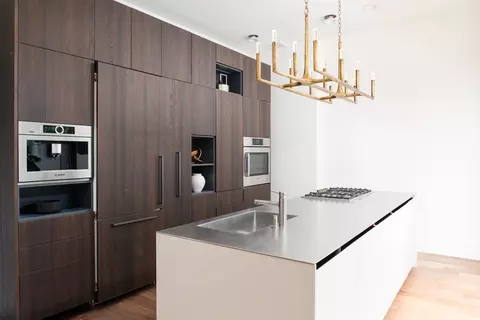Kitchen - 22 Elm St, Chicago, IL 60611 photo 7 of 9