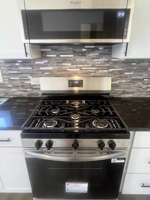 Kitchen - 2414 Crescent Dr, Hazel Crest, IL 60429 photo 2 of 5