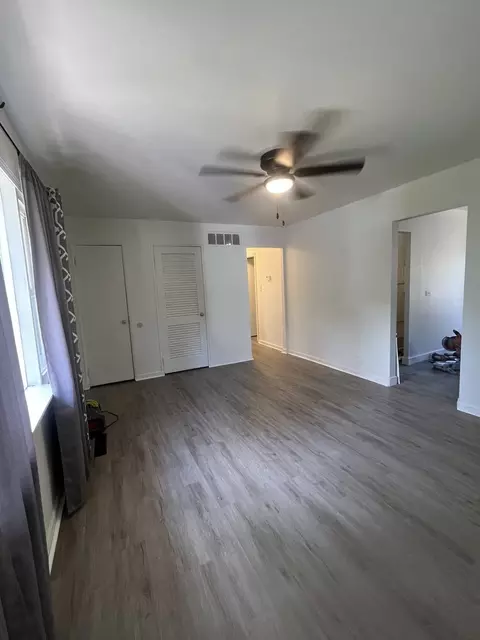 Living - 2414 Crescent Dr, Hazel Crest, IL 60429 photo 2 of 2