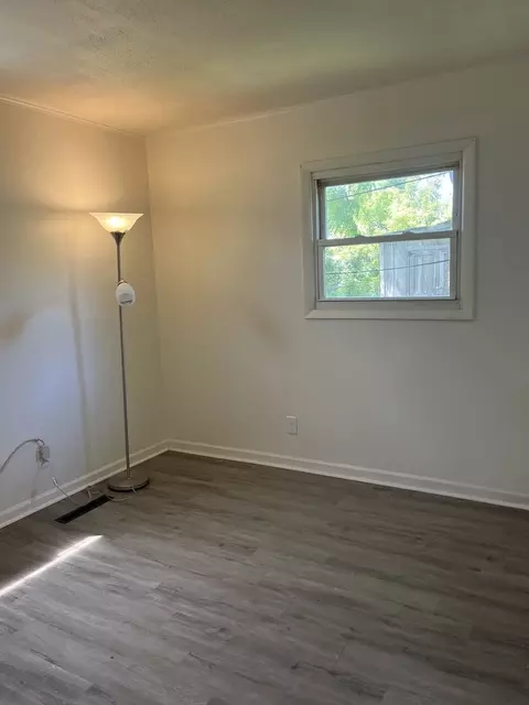 Bedroom - 2414 Crescent Dr, Hazel Crest, IL 60429 photo 1 of 3