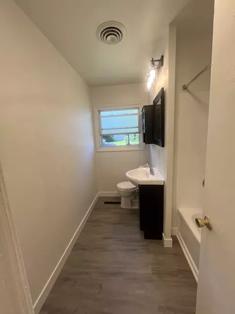 Bath - 2414 Crescent Dr, Hazel Crest, IL 60429 photo 1 of 3